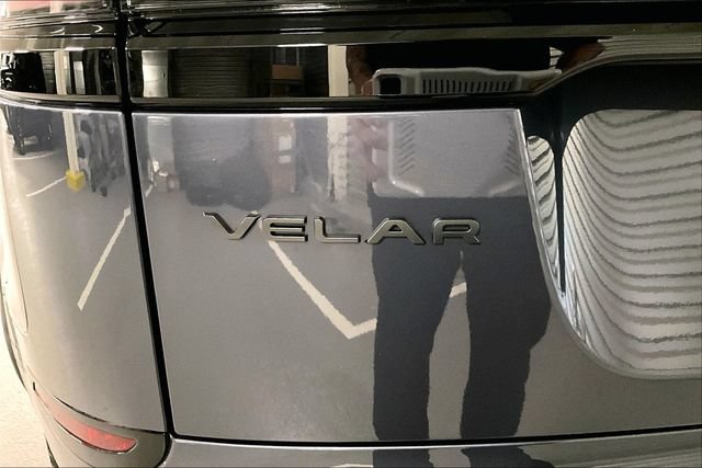 Certified 2026 Land Rover Range Rover Velar Dynamic SE AWD/4WD image 7