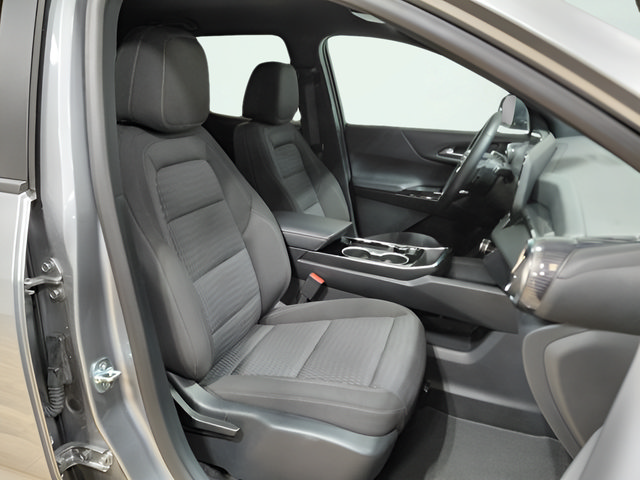 Used 2026 Chevrolet Equinox LT FWD image 21