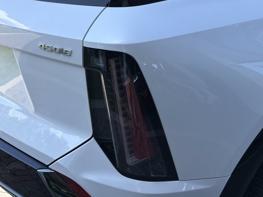 New 2026 Cadillac Optiq Sport 2 RWD image 8