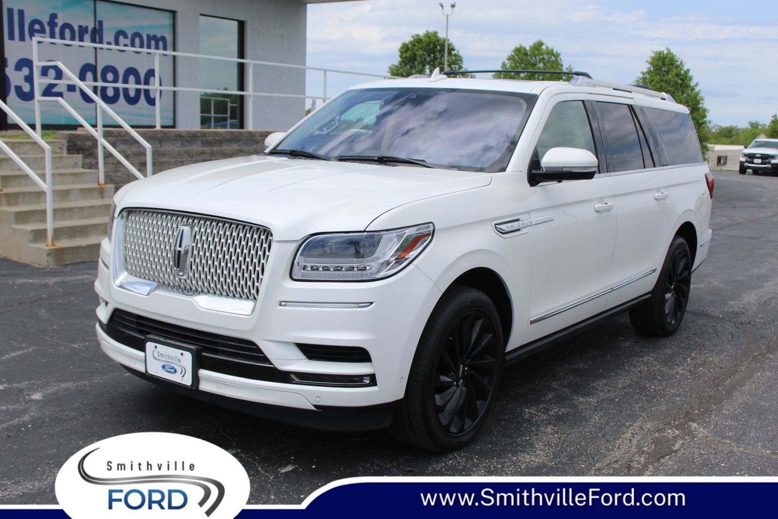 Used 2020 Lincoln Navigator L Reserve w/ Equipment Group 208A Reserve AWD/4WD image 1