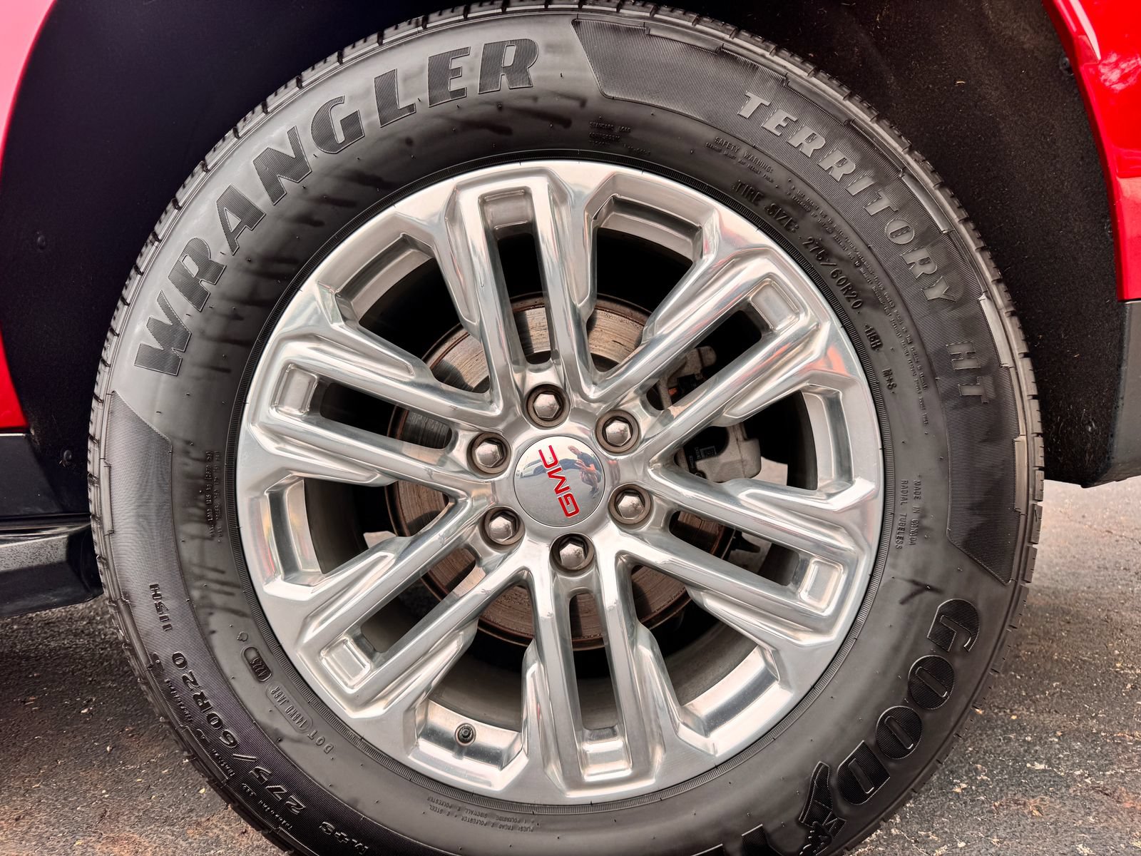 Used 2023 GMC Yukon XL SLT w/ SLT Luxury Package AWD/4WD image 39
