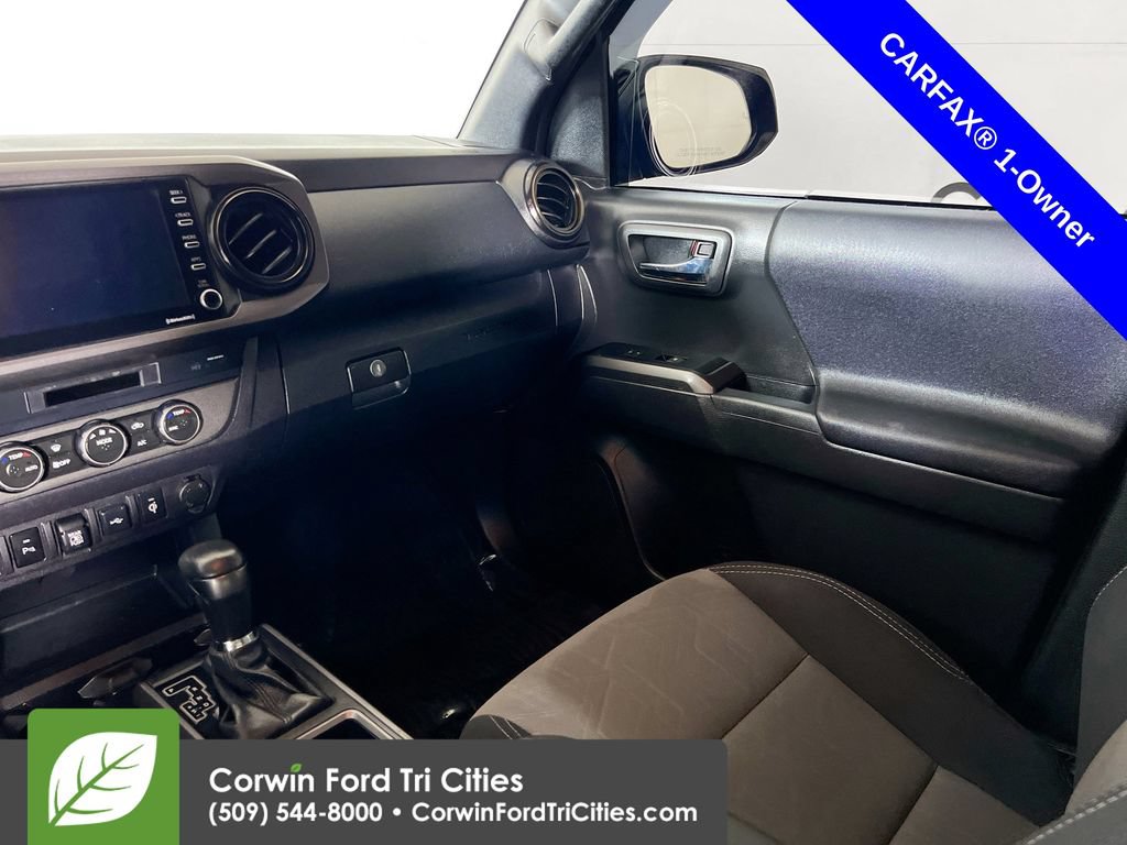 Used 2022 Toyota Tacoma TRD Off-Road w/ Technology Package AWD/4WD image 24