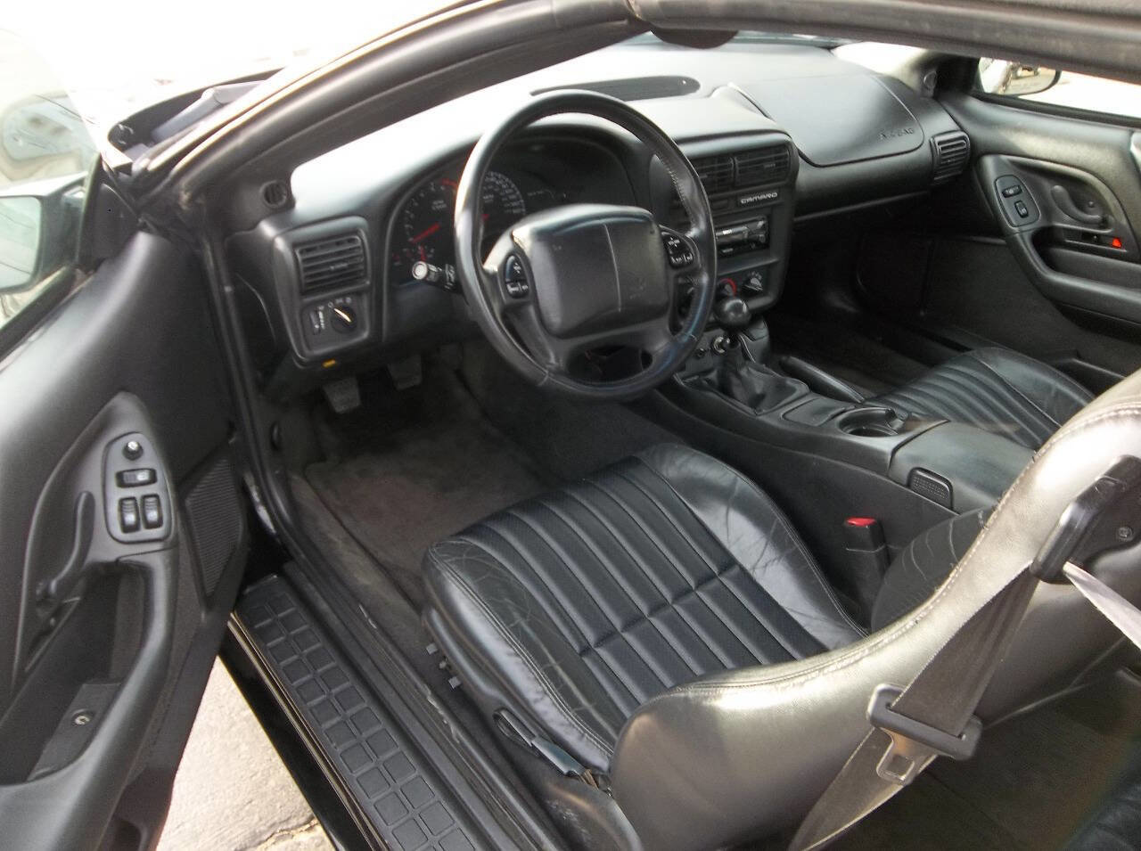 Used 2000 Chevrolet Camaro Z28 image 11