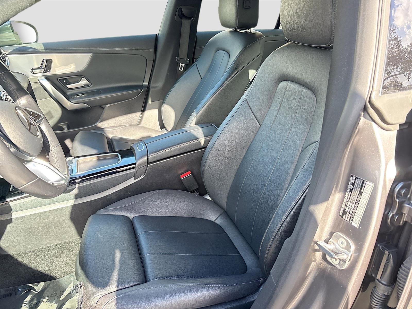 Used 2025 Mercedes-Benz CLA 250 image 22