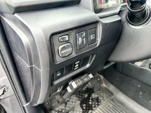 Used 2020 Toyota 4Runner SR5 image 13