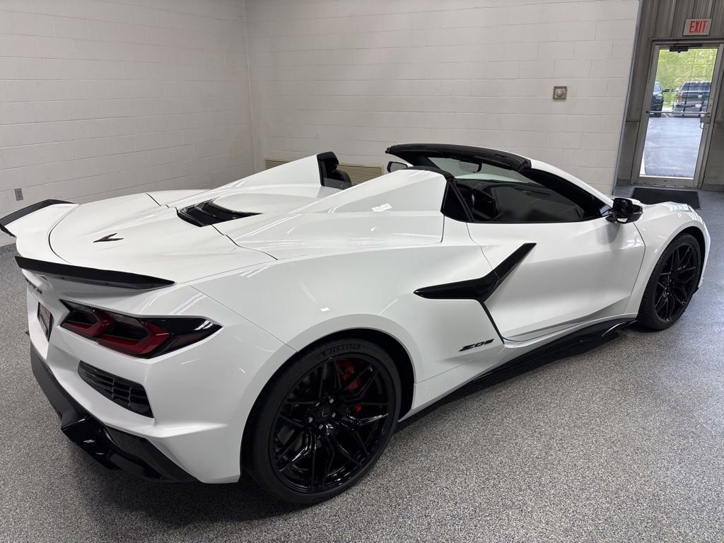 New 2026 Chevrolet Corvette Z06 RWD image 6