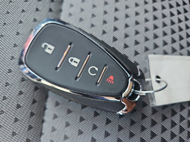 Used 2024 Chevrolet Trax LT w/ Driver Confidence Package FWD image 29