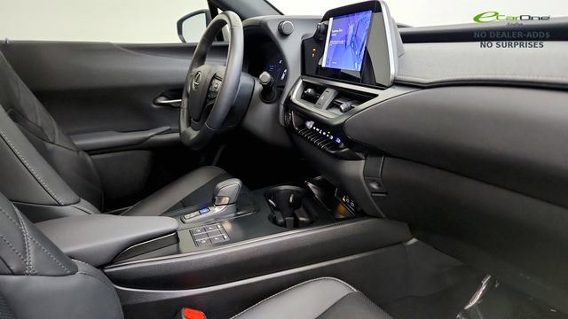 Used 2025 Lexus UX 300h FWD image 35