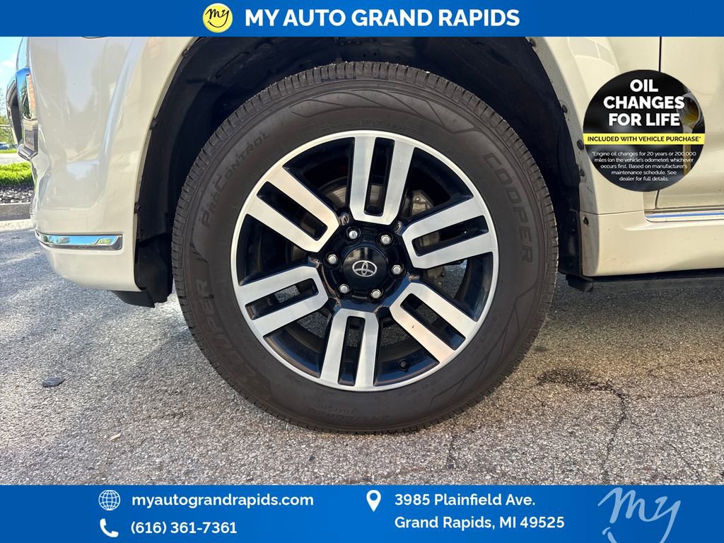 Used 2023 Toyota 4Runner Limited AWD/4WD image 30
