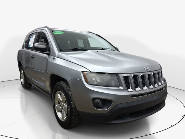 Used 2014 Jeep Compass Sport FWD image 4