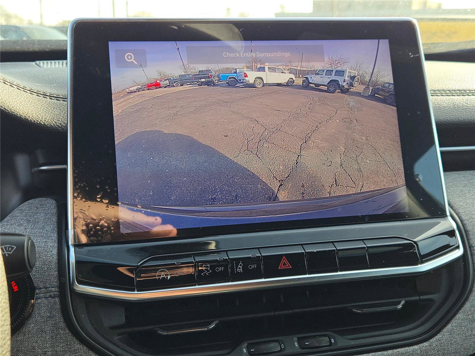 Used 2024 Jeep Compass Sport image 30