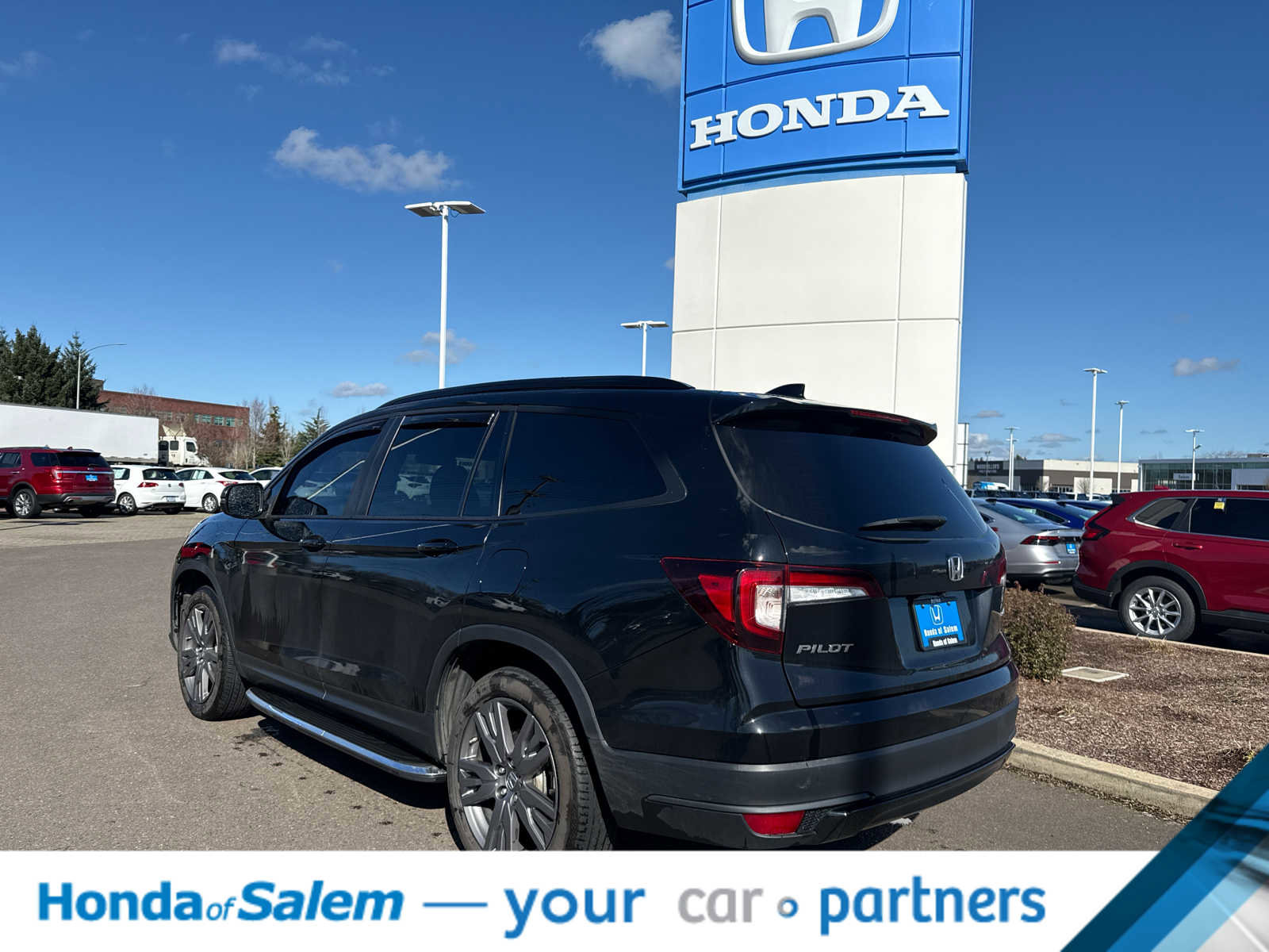 Used 2022 Honda Pilot Sport image 4