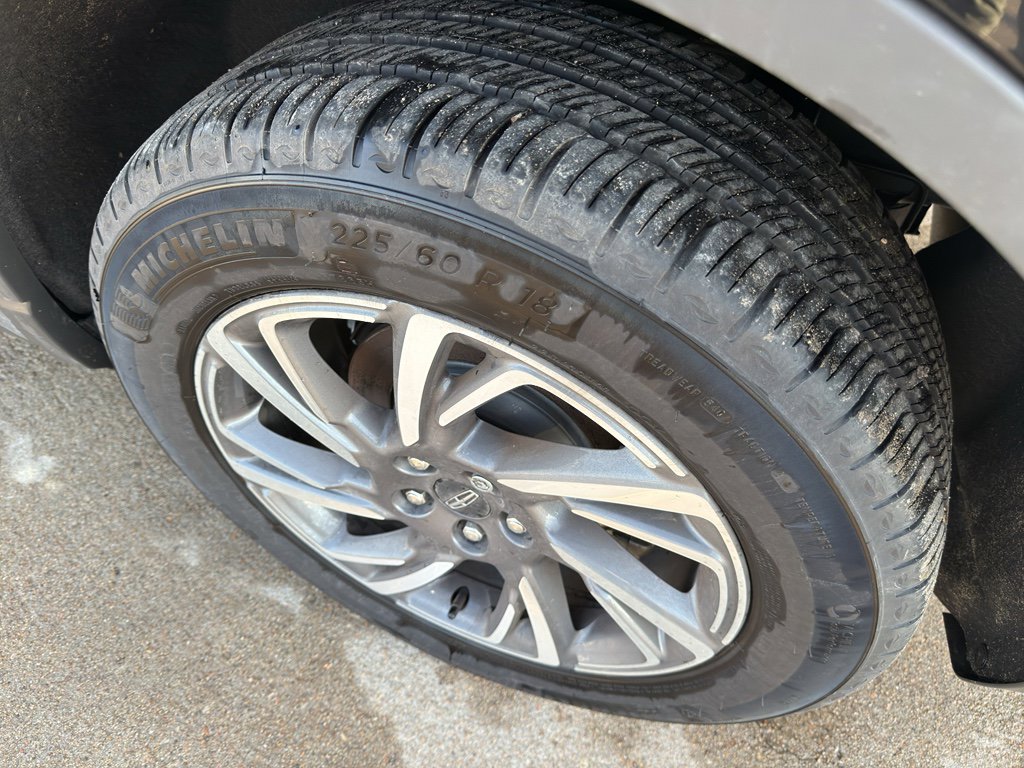 Used 2025 Lincoln Corsair AWD image 9