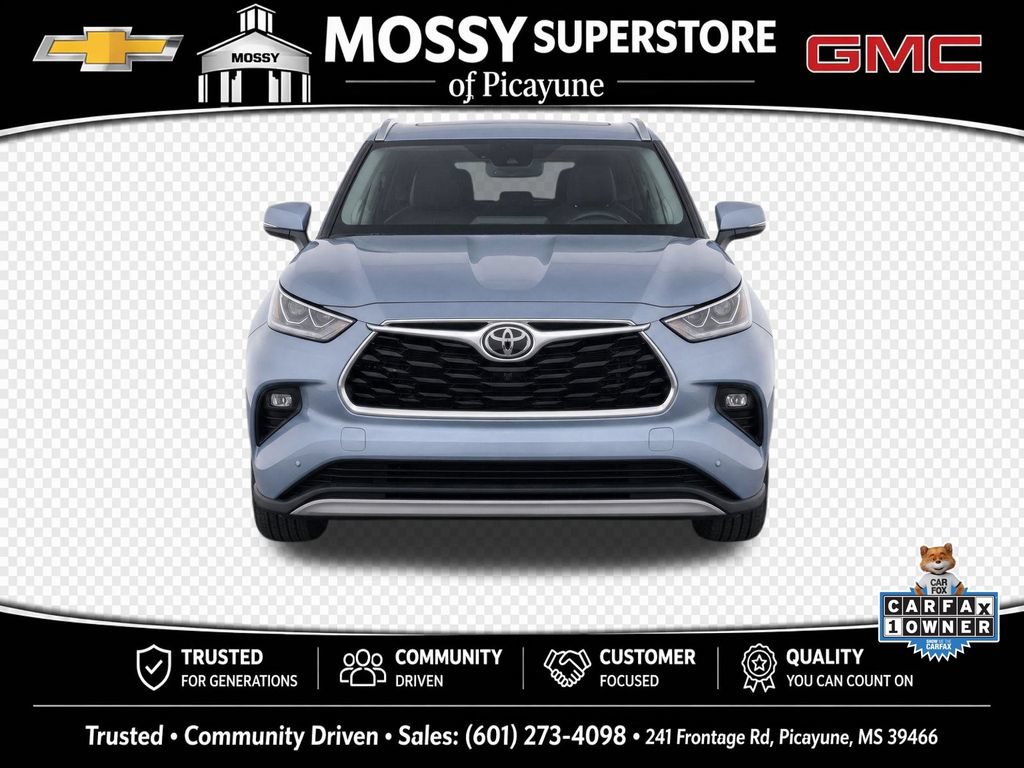 Used 2022 Toyota Highlander Platinum FWD image 6