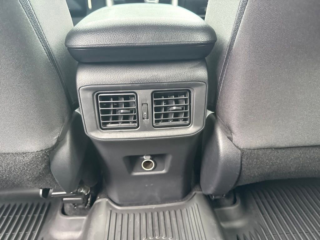 Used 2023 Toyota RAV4 LE AWD/4WD image 25