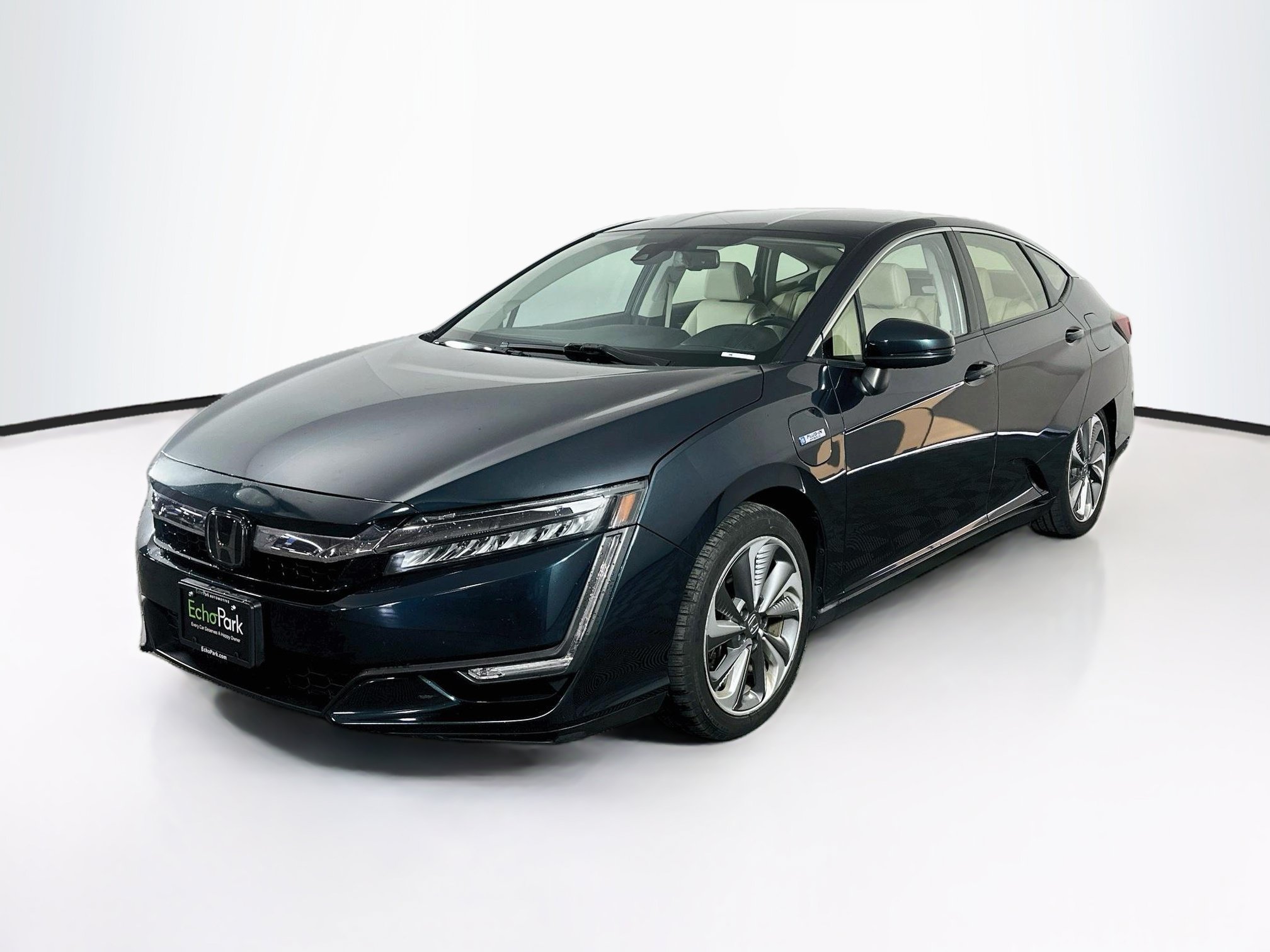 Used 2018 Honda Clarity Touring image 3