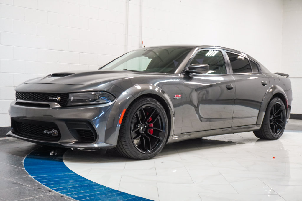 Used 2022 Dodge Charger Scat Pack RWD image 4