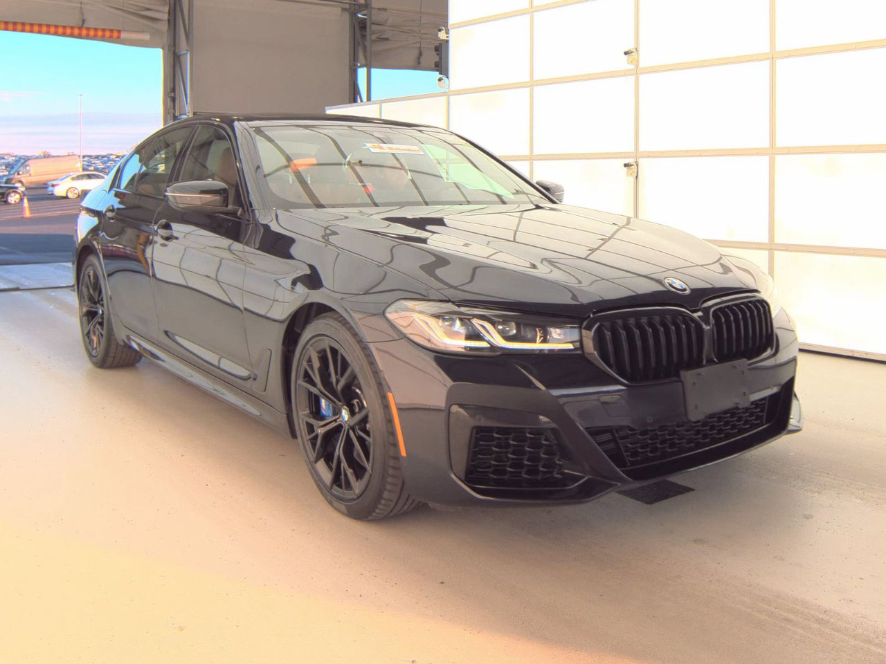Used 2023 BMW 540i xDrive w/ M Sport Package video 1