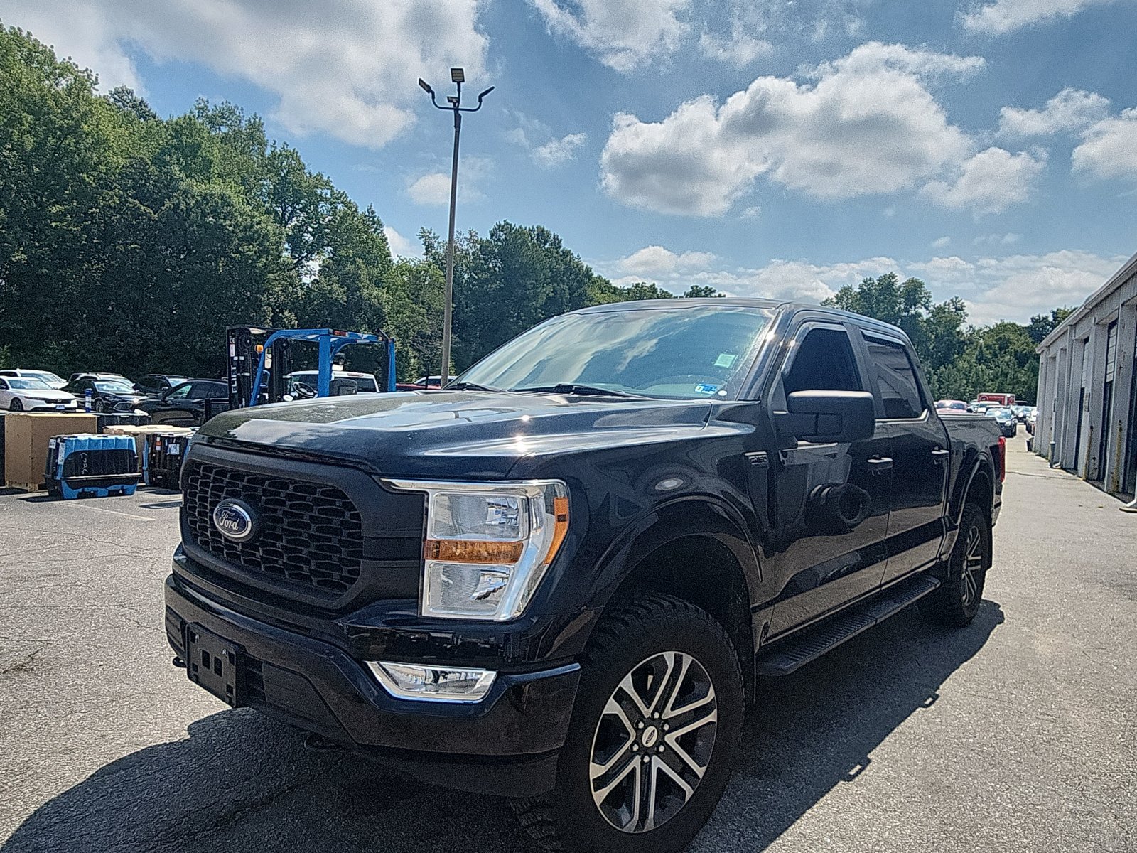 Used 2022 Ford F150 XL w/ STX Appearance Package AWD/4WD video 1