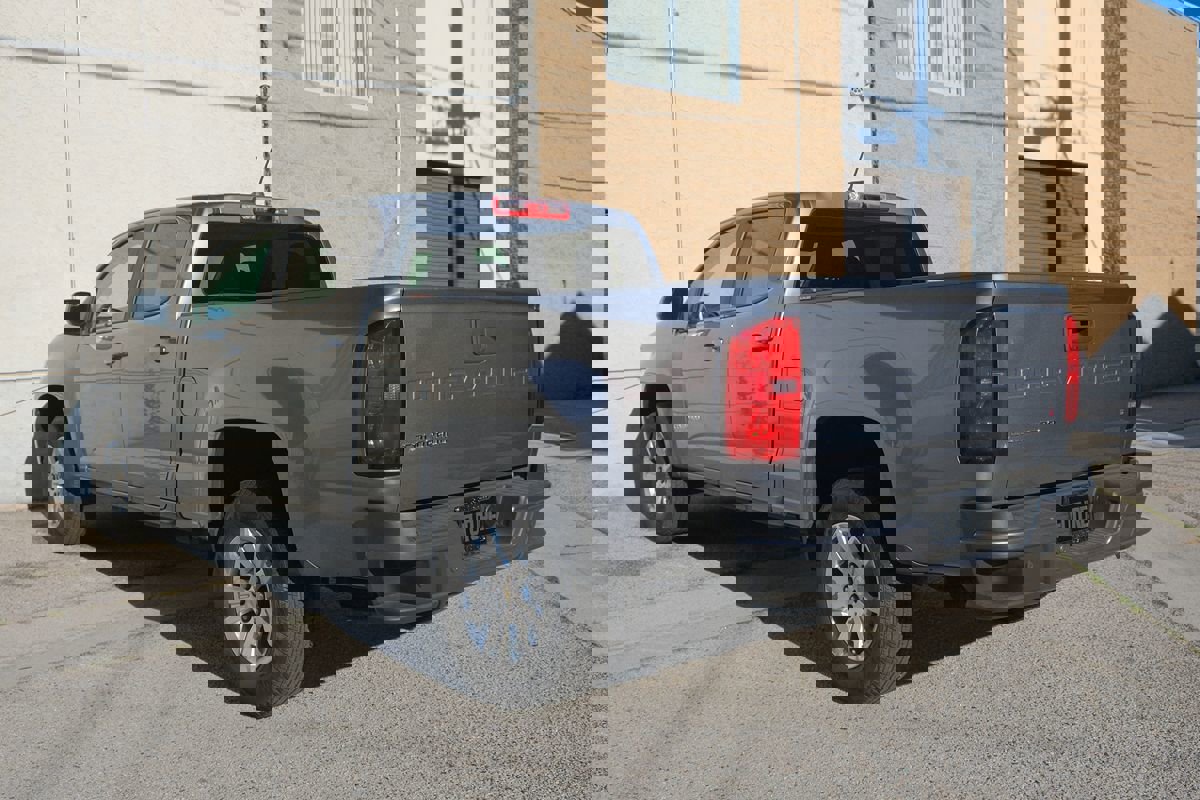 Used 2022 Chevrolet Colorado LT w/ Safety Package image 4