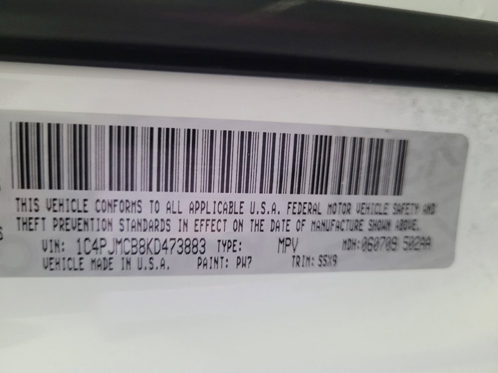 Used 2019 Jeep Cherokee Latitude w/ Cold Weather Group image 33