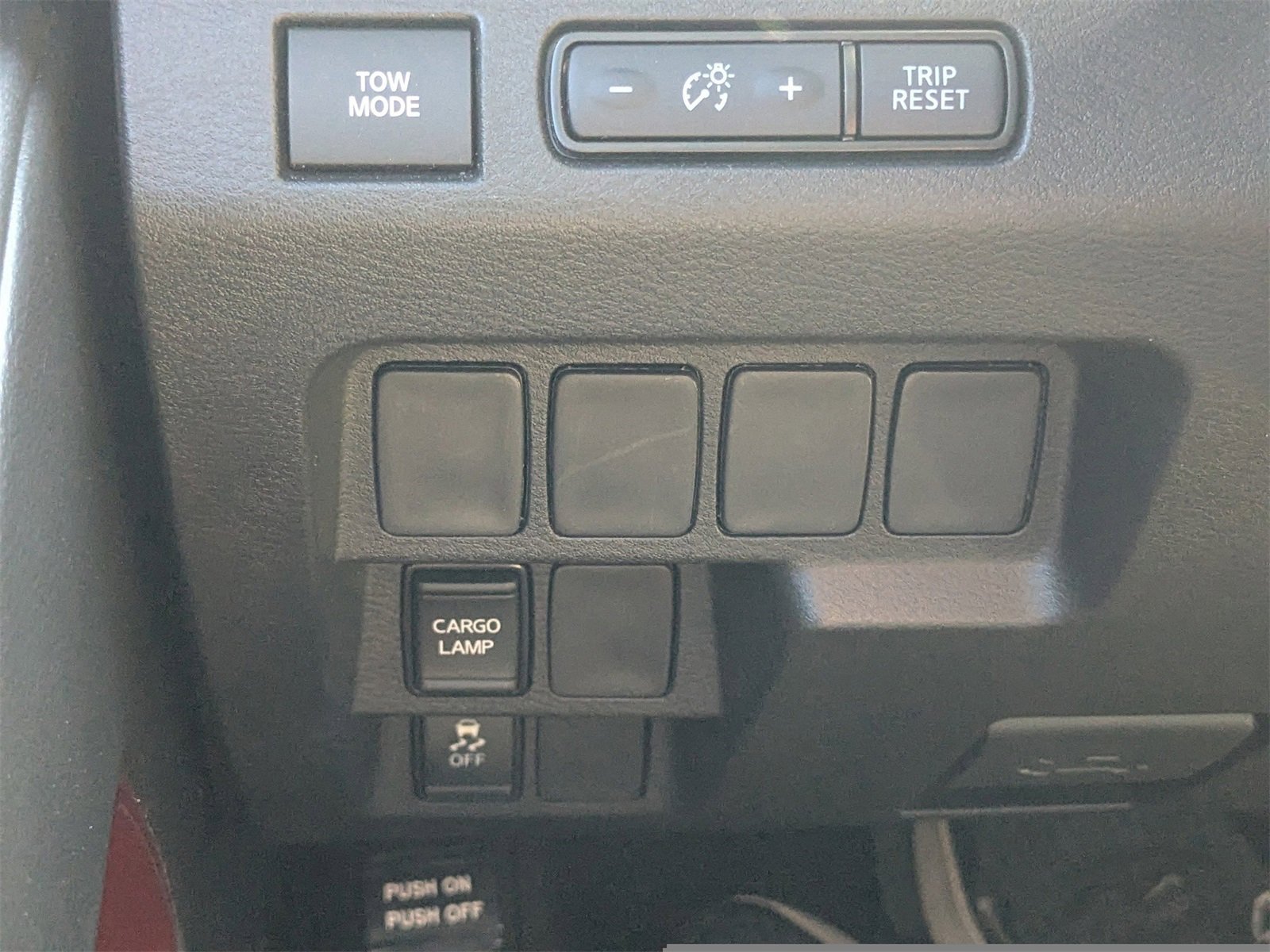 Used 2024 Nissan Frontier Pro-X w/ Tow Package image 25