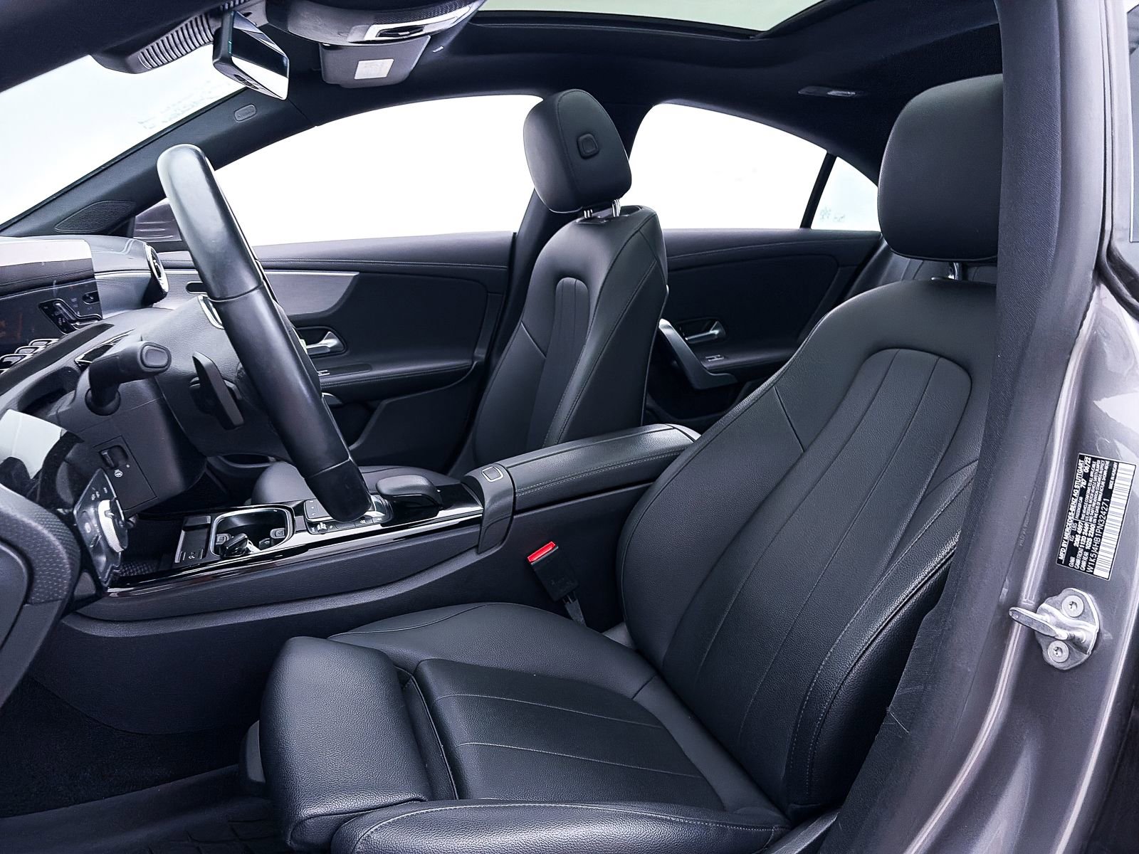 Used 2023 Mercedes-Benz CLA 250 4MATIC w/ Premium Package image 19