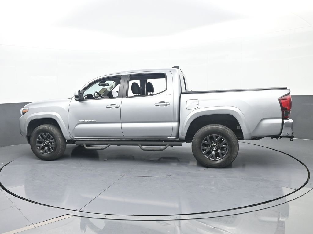 Used 2023 Toyota Tacoma SR5 RWD image 3