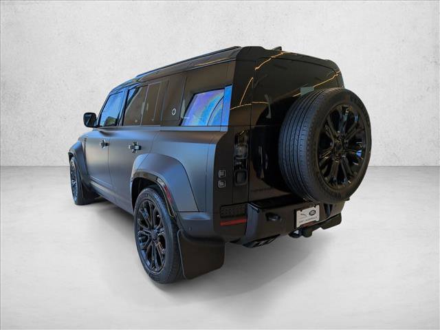 New 2026 Land Rover Defender 110 OCTA image 8