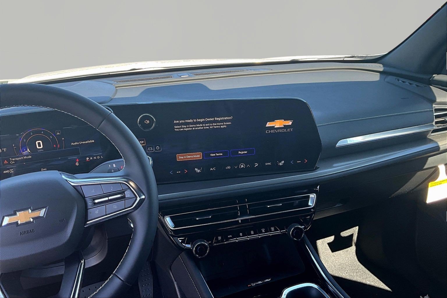 New 2026 Chevrolet Traverse LT w/ Sun and Wheel Package AWD/4WD image 7