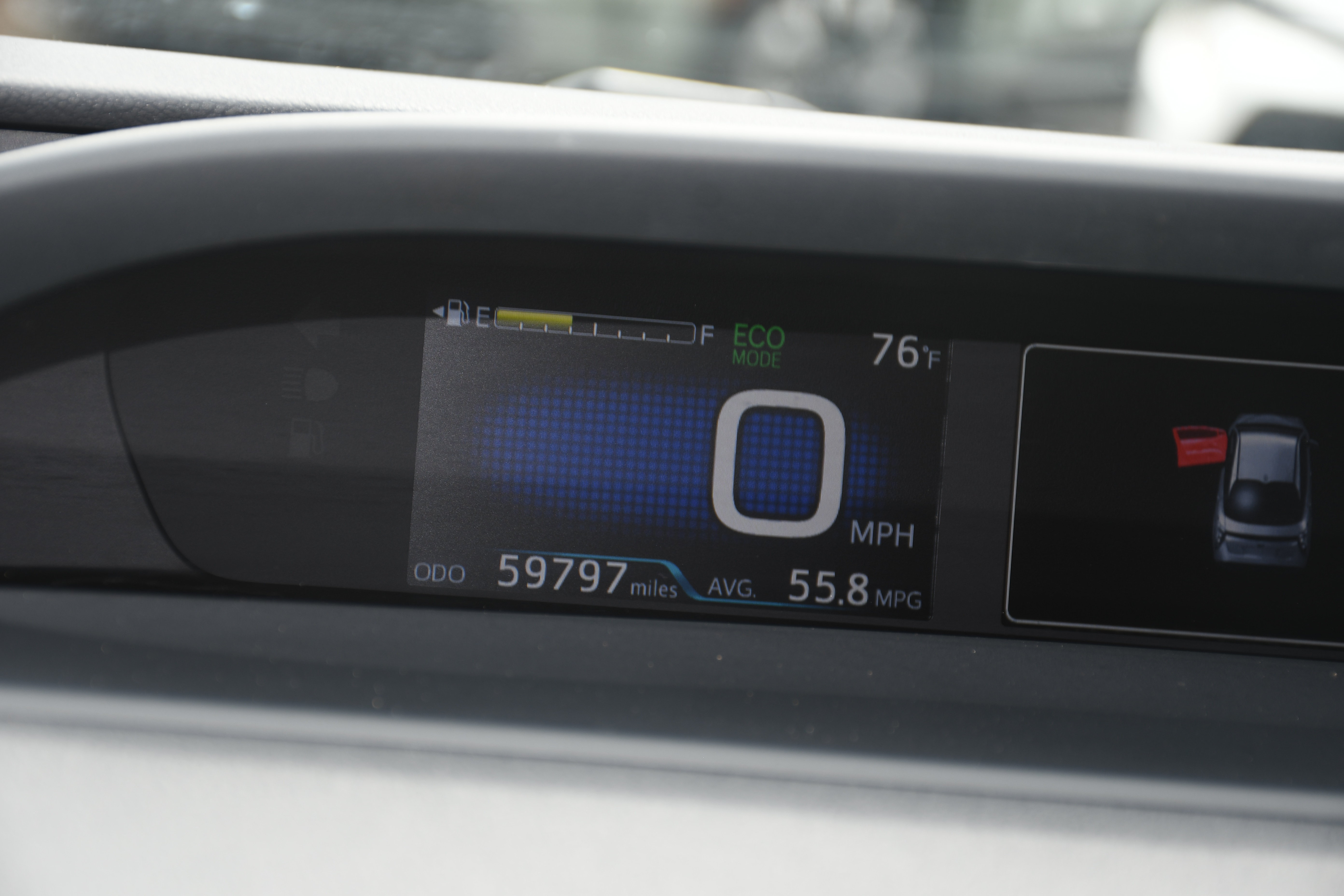 Used 2016 Toyota Prius Four Touring FWD image 13