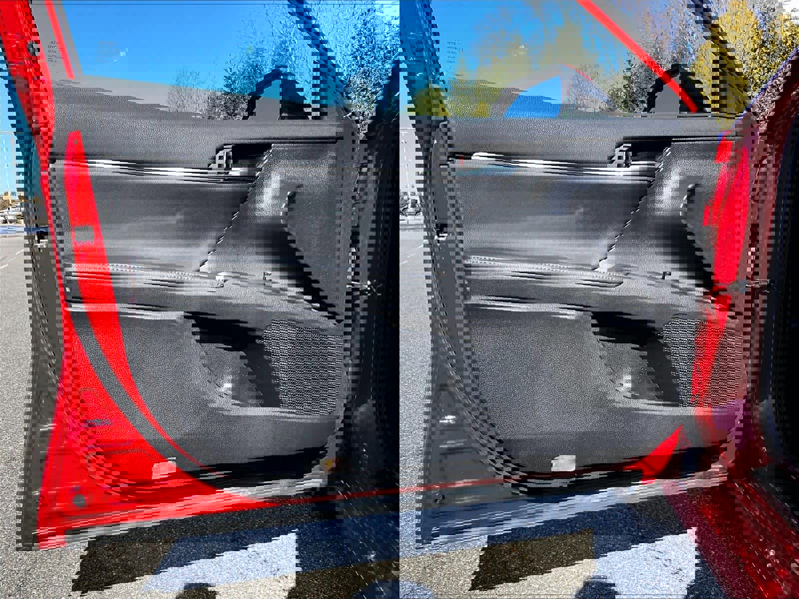 Used 2024 Toyota Camry XLE w/ Cold Weather Package image 9