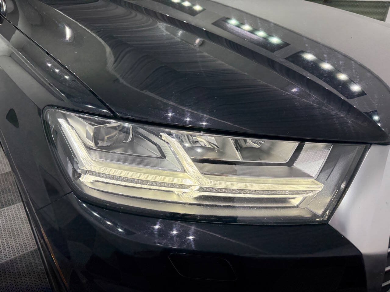 Used 2019 Audi Q7 3.0T Prestige AWD/4WD image 35