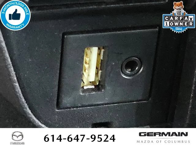Used 2019 Toyota Camry XLE FWD image 32