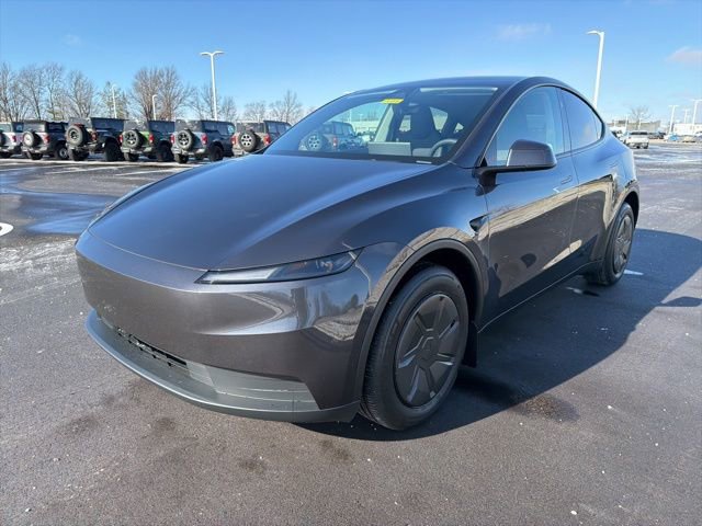 Used 2026 Tesla Model Y Standard image 2