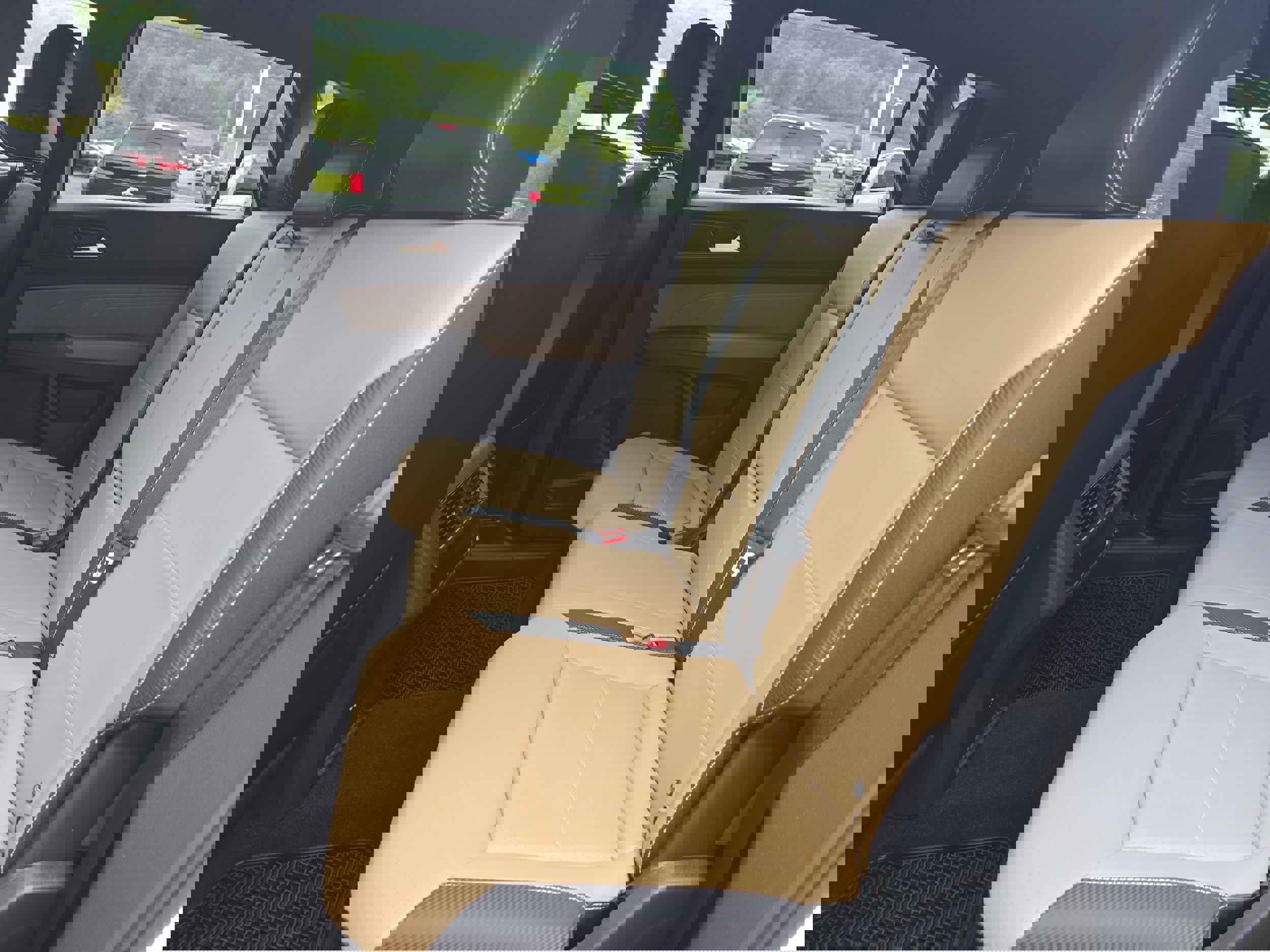 Certified 2022 Volkswagen Atlas Cross Sport SEL R-Line image 11