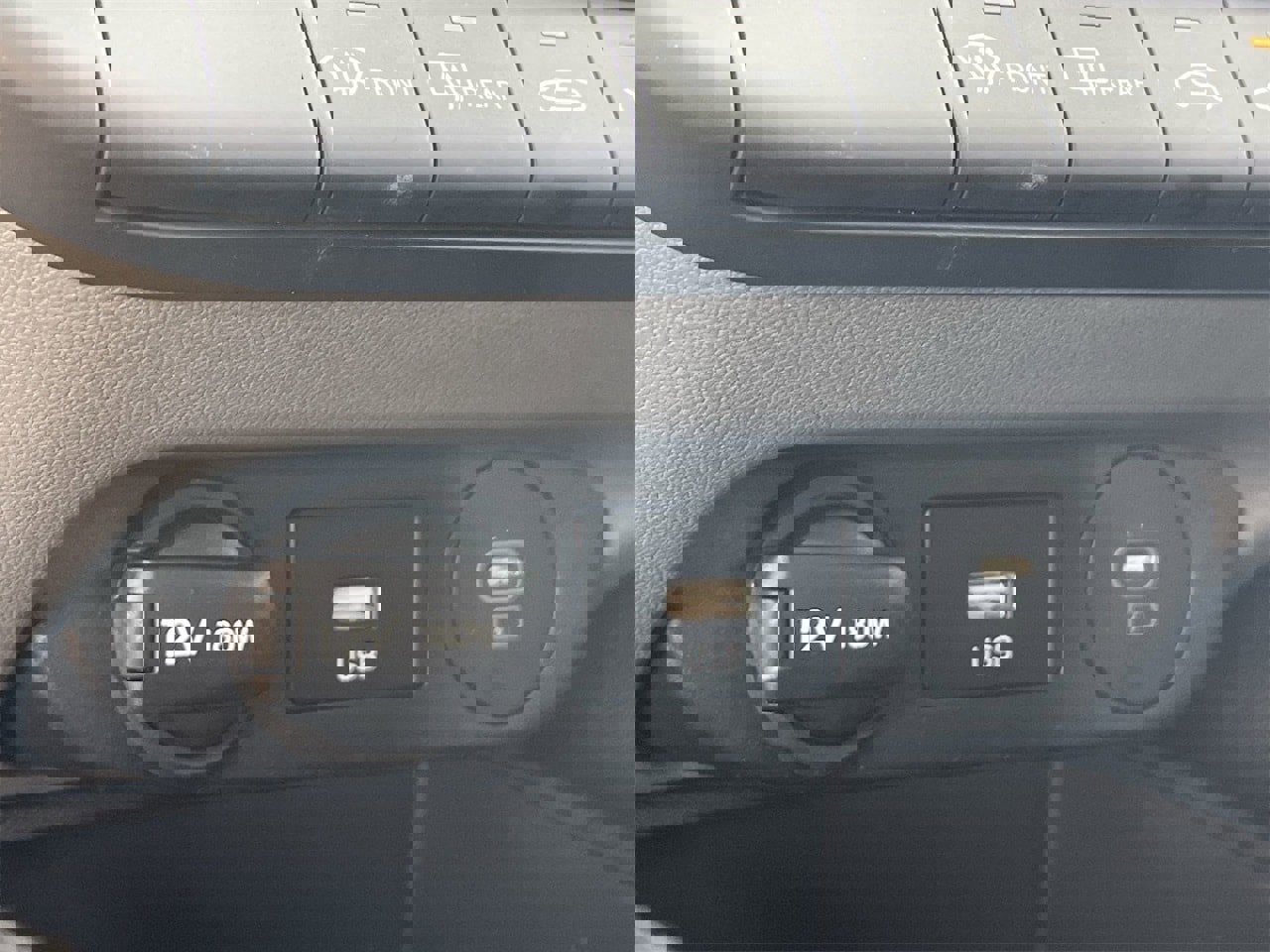 New 2026 Hyundai Elantra Blue FWD image 27