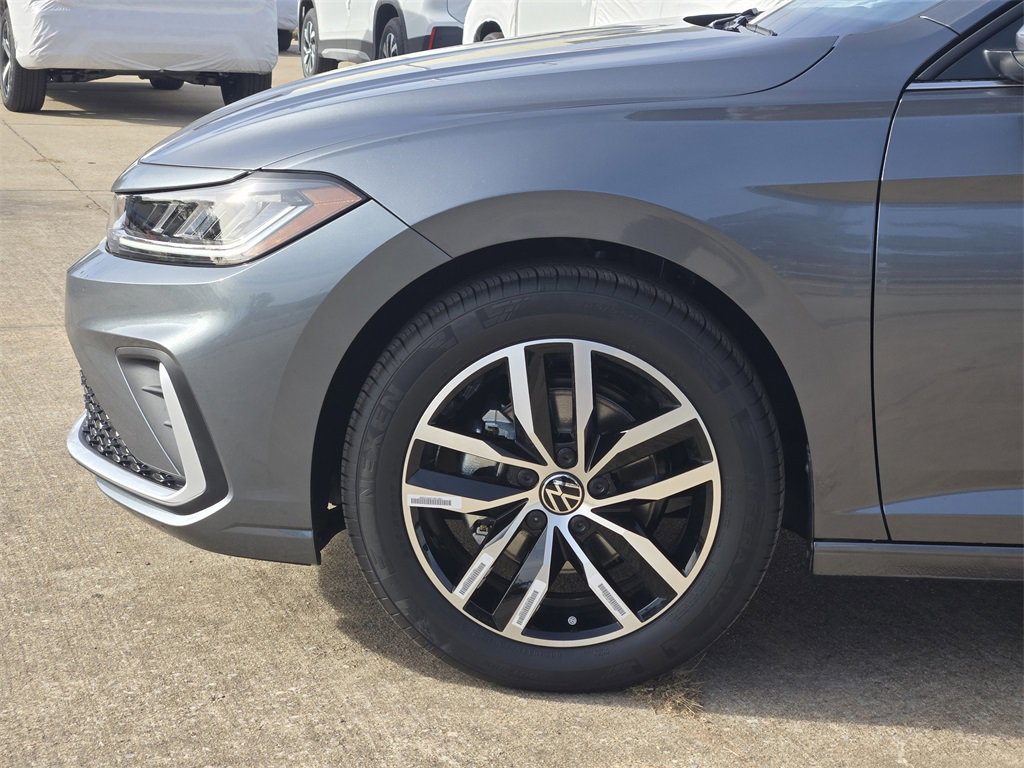 New 2026 Volkswagen Jetta SE image 5