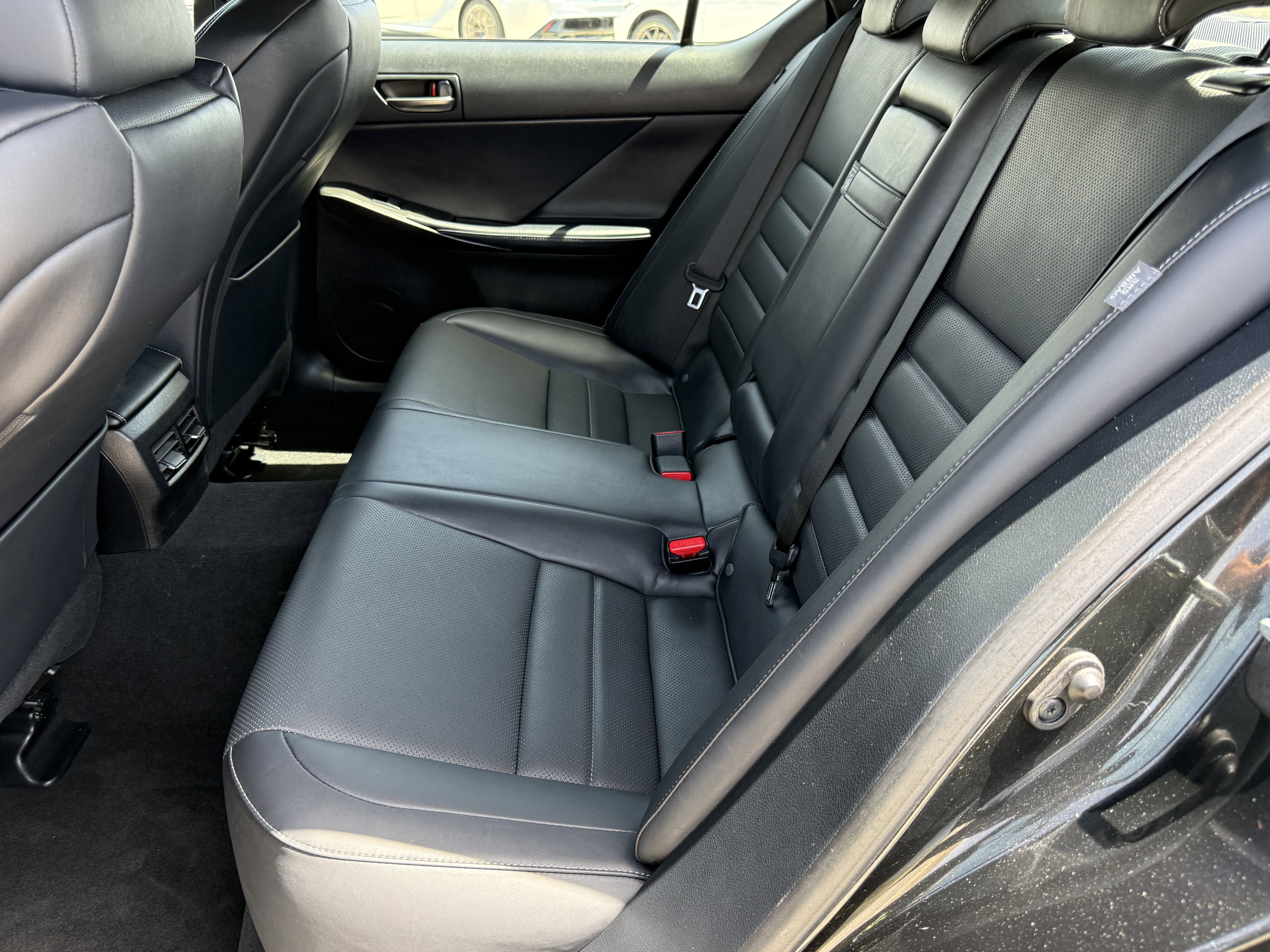 Certified 2024 Lexus IS 350 F Sport RWD image 30