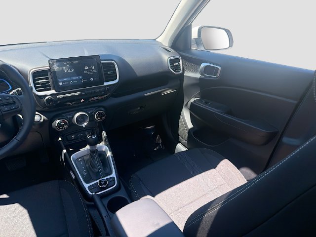 New 2026 Hyundai Venue SEL FWD image 23