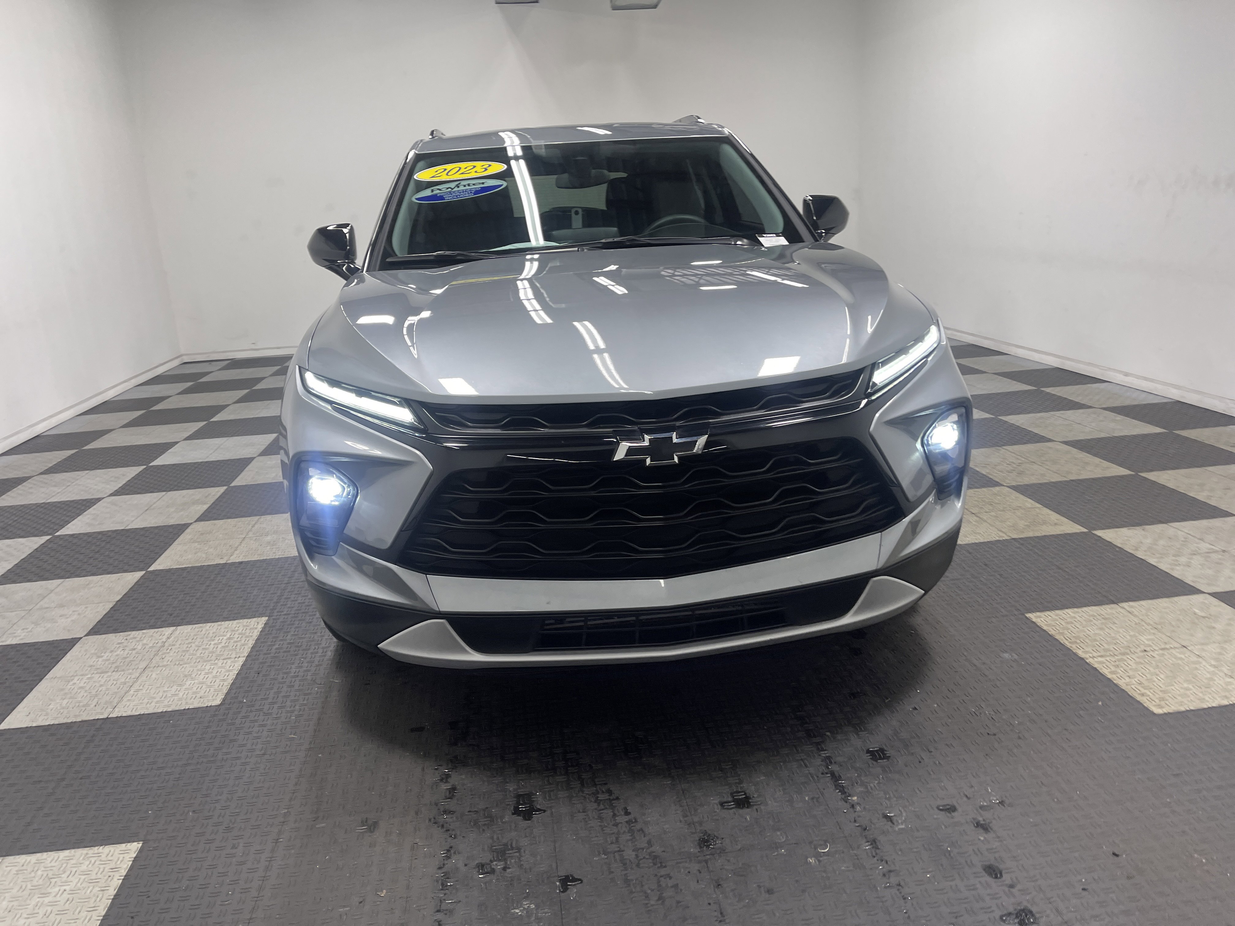 Used 2023 Chevrolet Blazer LT w/ Midnight/Sport Edition image 7