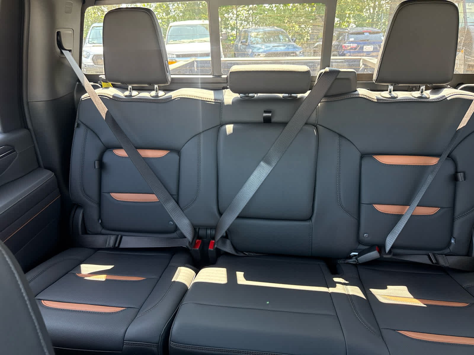 New 2026 GMC Sierra 2500 AT4 w/ AT4 Preferred Package AWD/4WD image 21