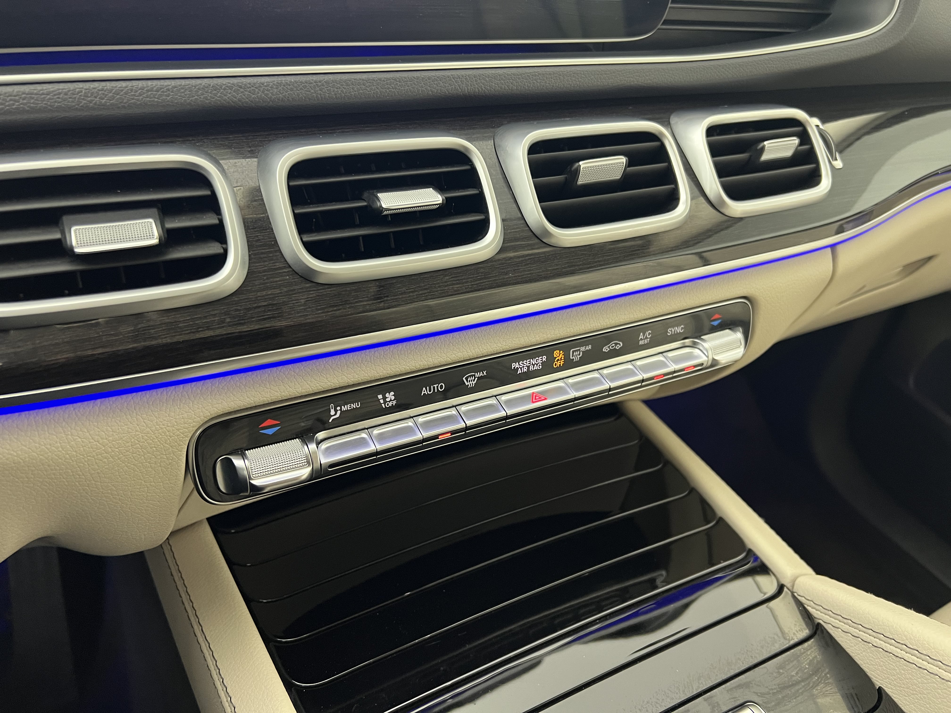 Certified 2020 Mercedes-Benz GLE 350 4MATIC image 32