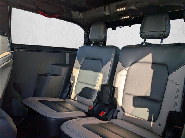 Used 2023 Ford Bronco Wildtrak image 19