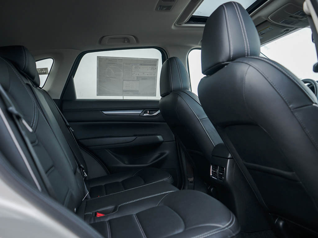 New 2025 MAZDA CX-5 AWD 2.5 S w/ Preferred Package image 13