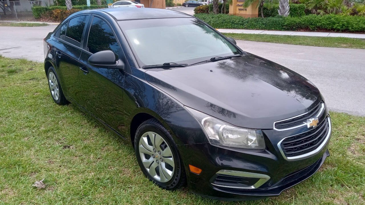 Used 2016 Chevrolet Cruze LS FWD image 4