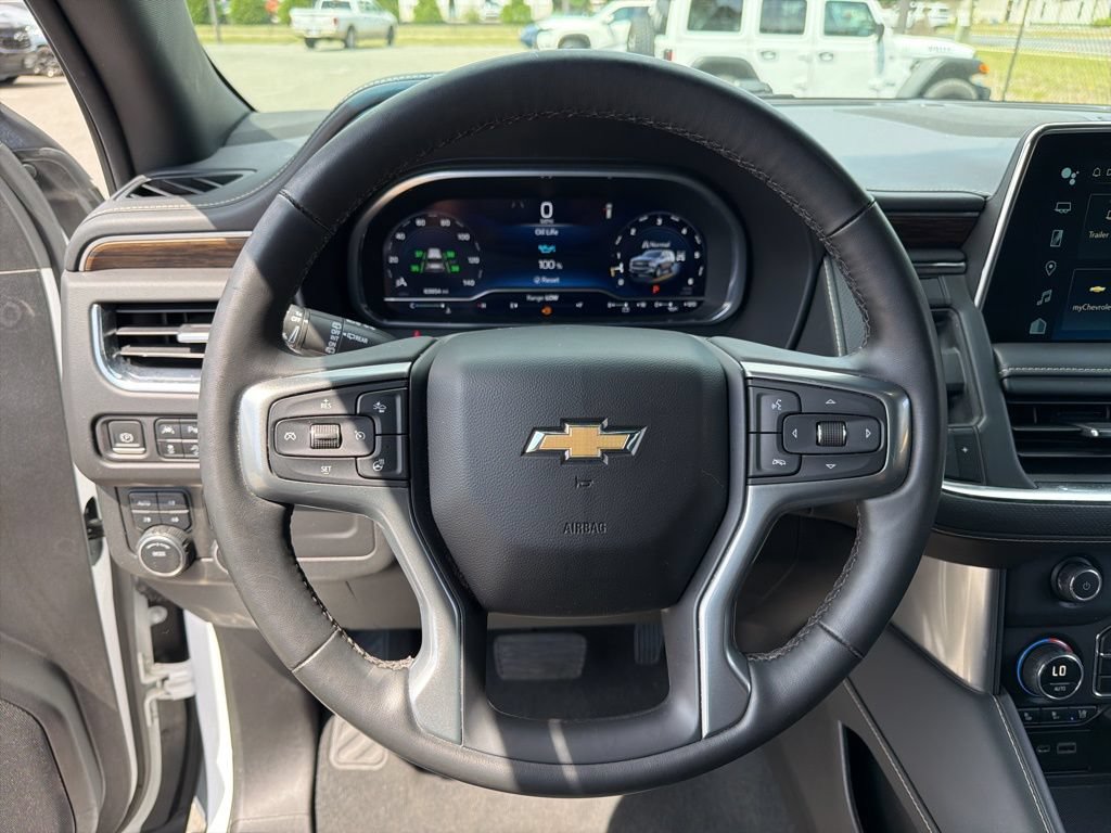 Used 2023 Chevrolet Suburban Premier AWD/4WD image 14
