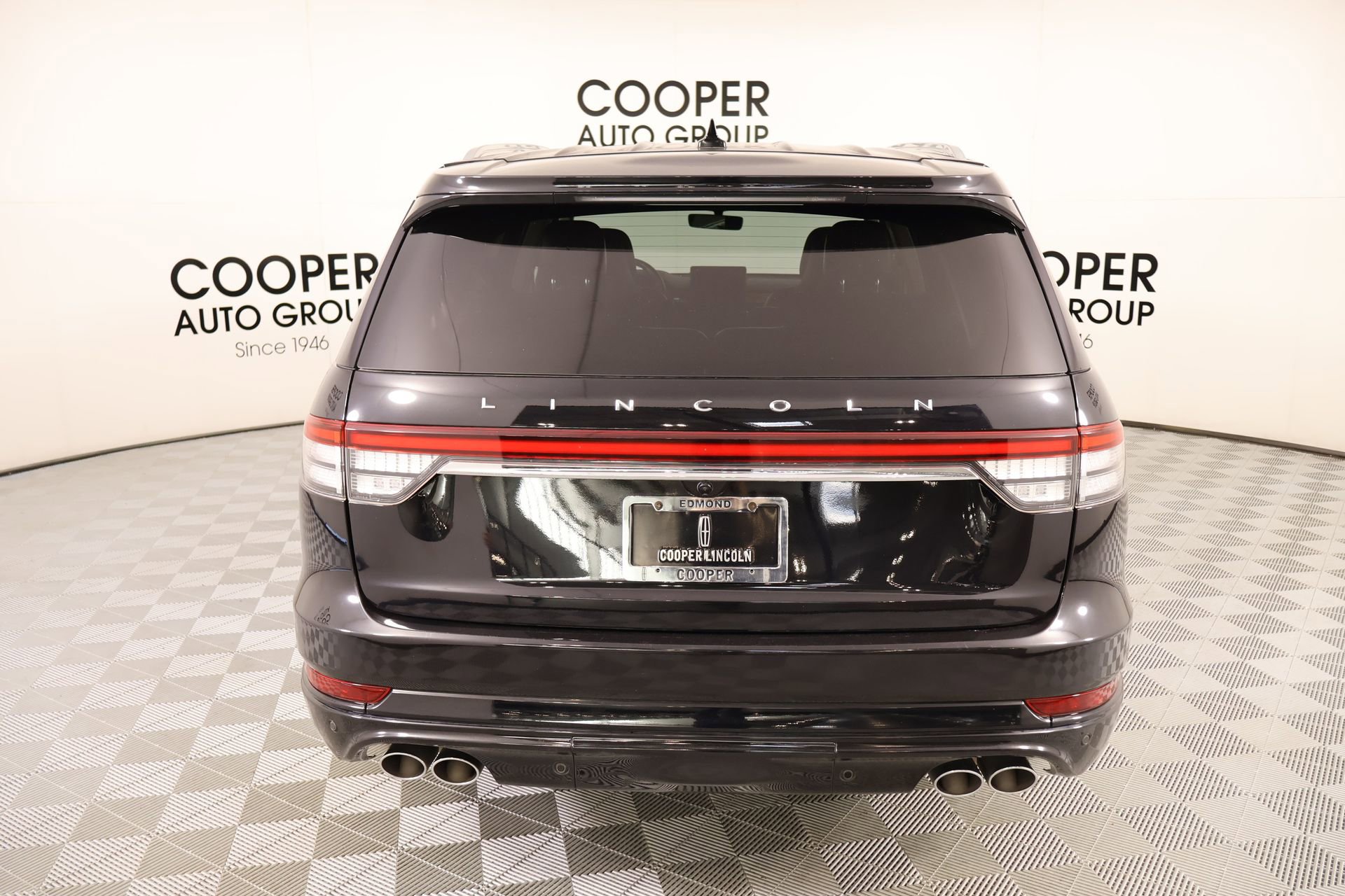 Used 2021 Lincoln Aviator Grand Touring w/ Equipment Group 302A image 24