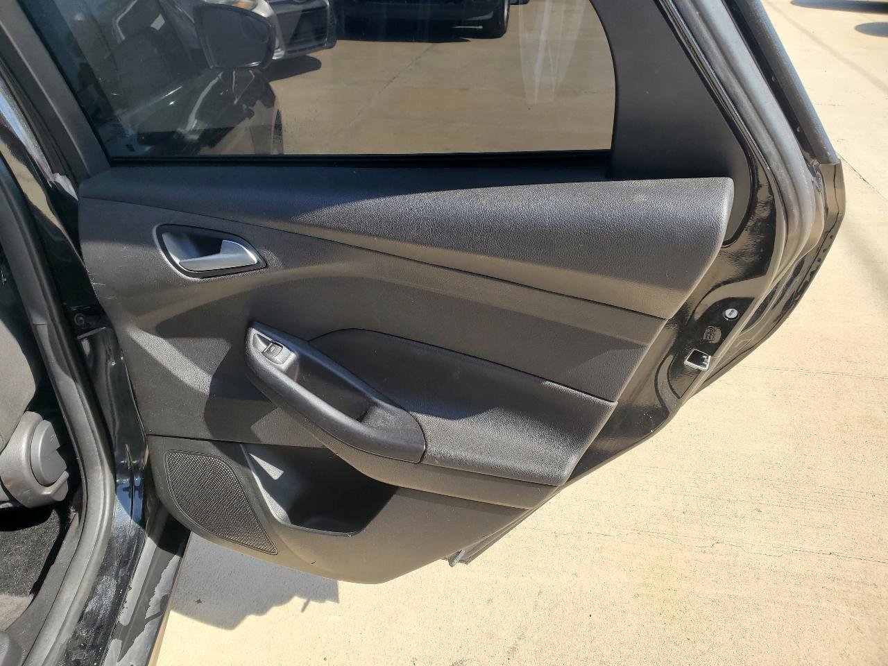 Used 2015 Ford Focus SE image 8