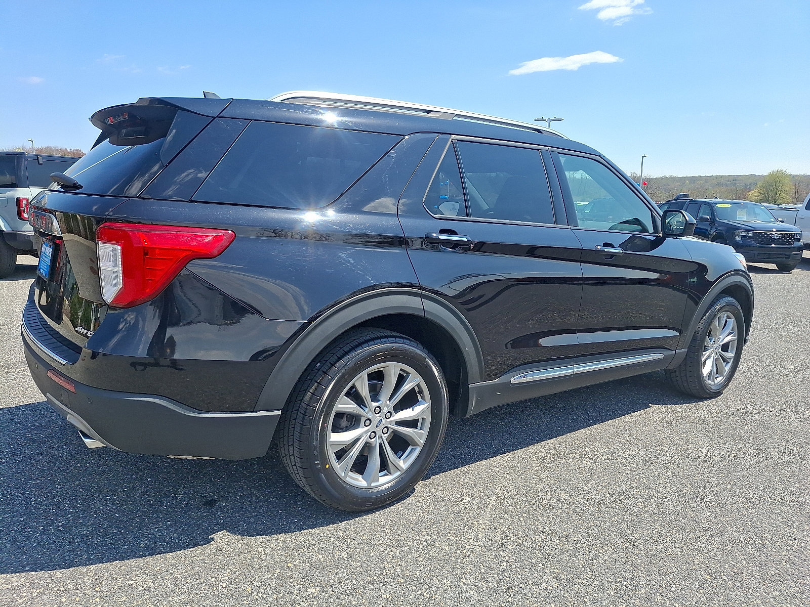 Certified 2022 Ford Explorer Limited image 6